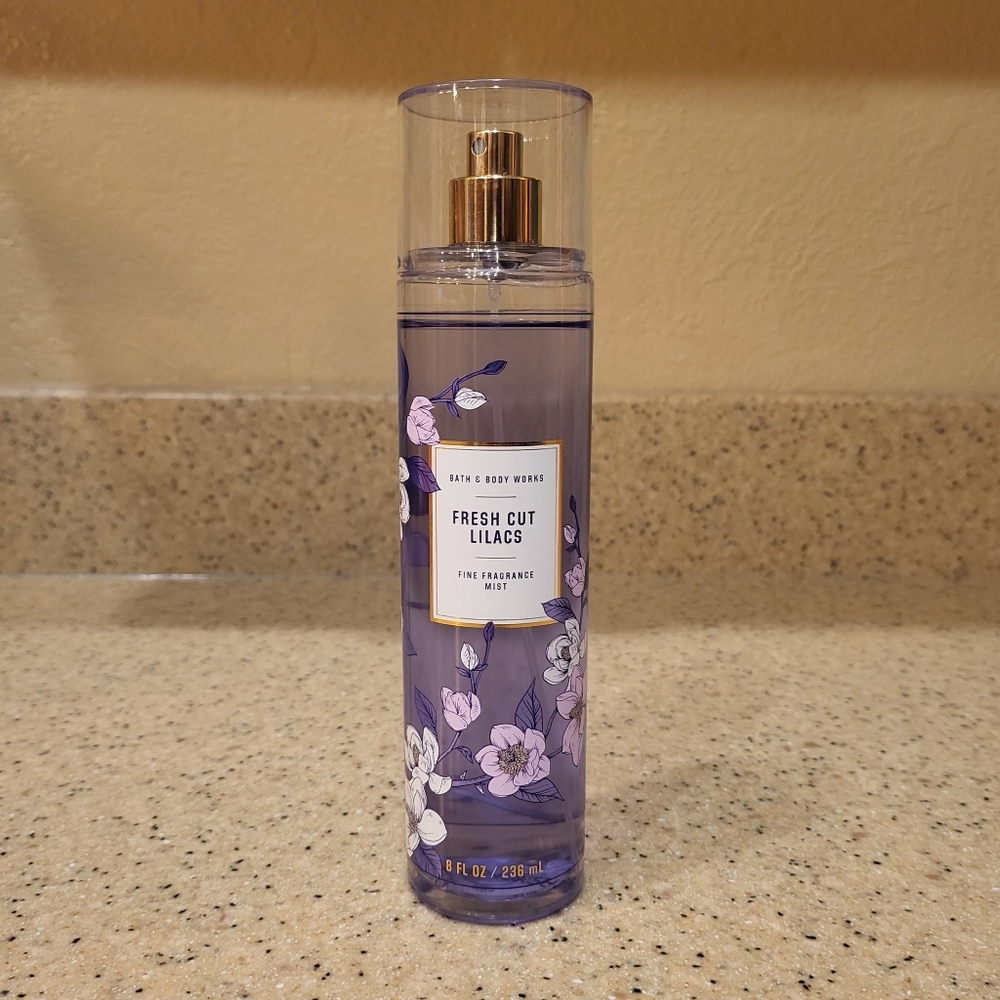 Fresh Cut Lilac Body Spray Bath & Body Works - Picture 1 of 2